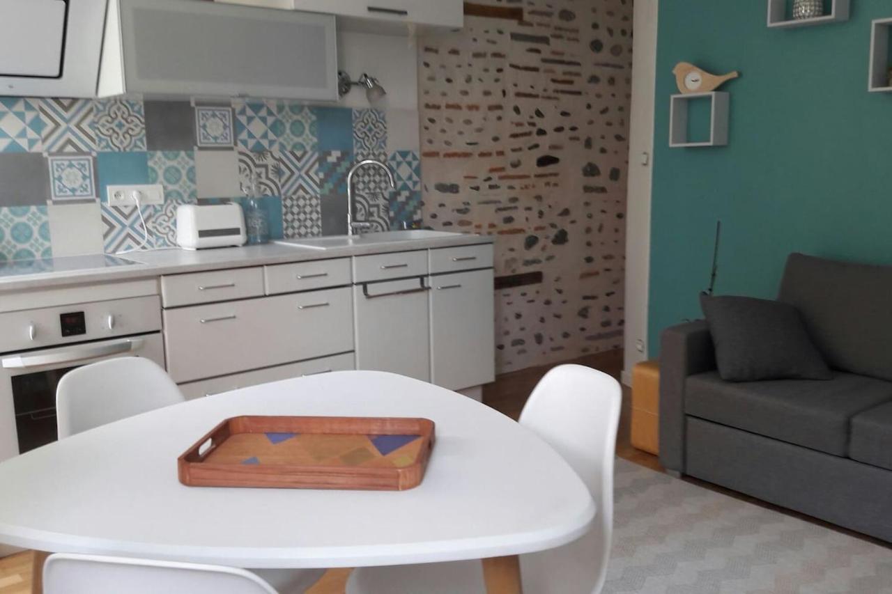 Un Appartement Lumineux Au Parc Beaumont 포 외부 사진
