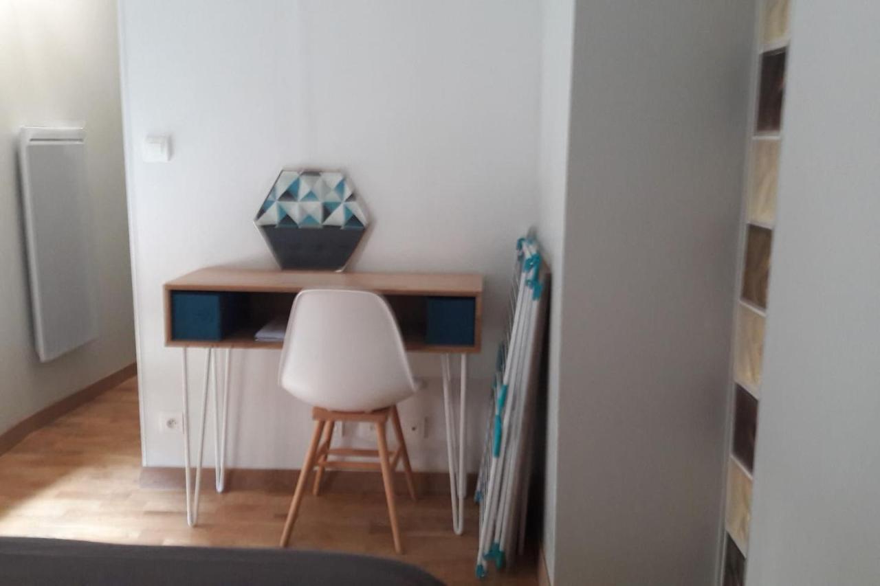 Un Appartement Lumineux Au Parc Beaumont 포 외부 사진